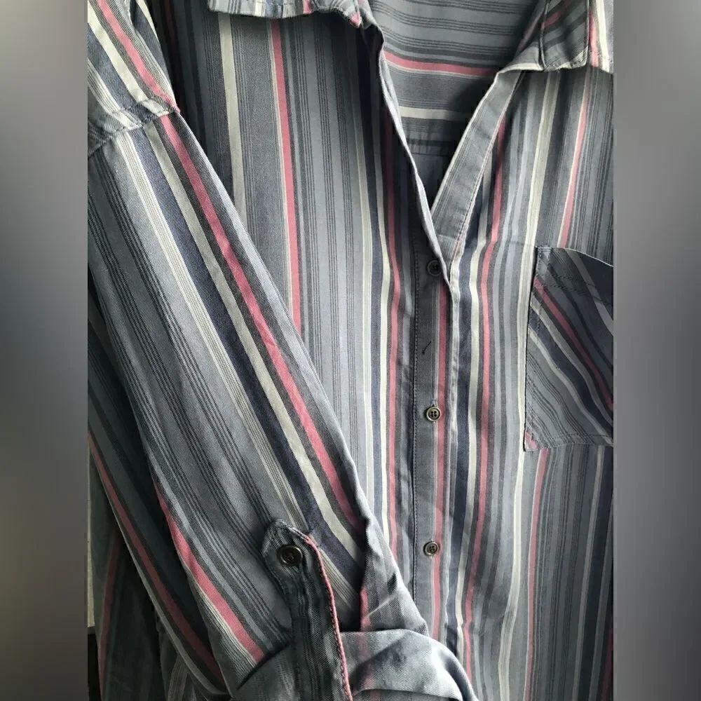 NWT Westbound Women’s Rolled-Up Sleeves Collar Front Button Closure Front Pocket - Picture 4 of 8